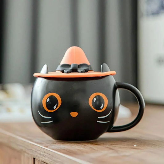 Black cat Halloween mug with witch hat lid